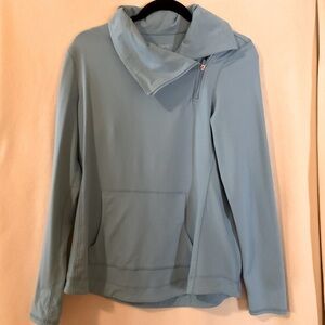 Jofit blue pullover top